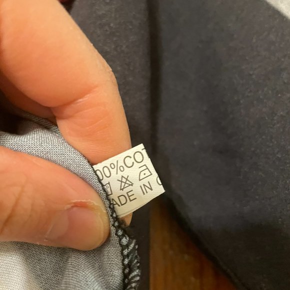 Tie-front crop top aloha wear by lexbreezy (size S) - Picture 5 of 5